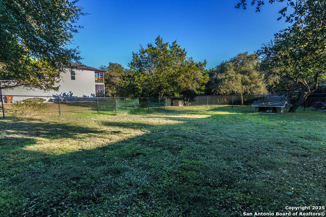 Listing photo id 19 for 445 Scenic Hills