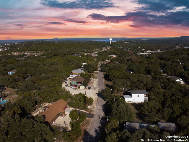 Listing photo id 23 for 445 Scenic Hills