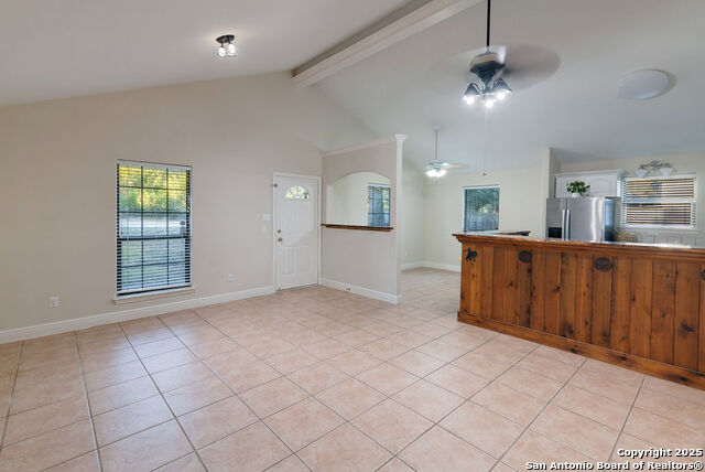 Listing photo id 3 for 445 Scenic Hills