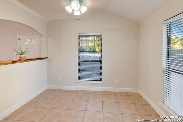 Listing photo id 4 for 445 Scenic Hills