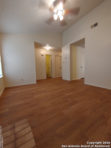 Image 4 of 13 For 8714 Welles Harbor