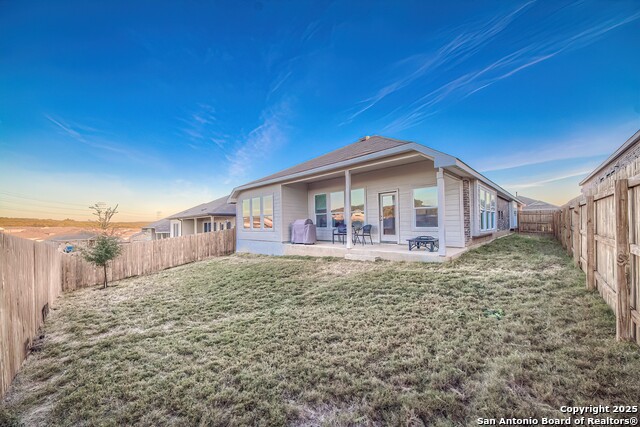 Listing photo id 26 for 6037 Cerulean