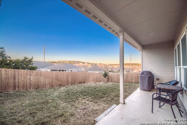 Listing photo id 27 for 6037 Cerulean