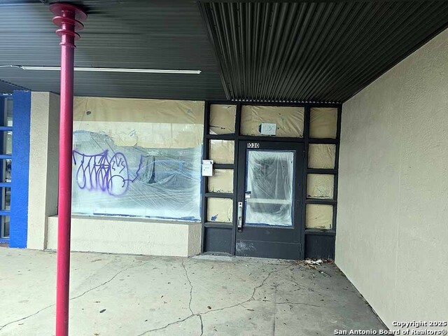 Listing photo id 1 for 1002 Donaldson Ave