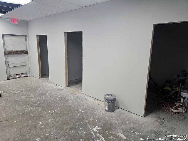 Listing photo id 3 for 1002 Donaldson Ave