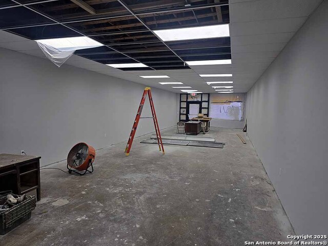 Listing photo id 7 for 1002 Donaldson Ave