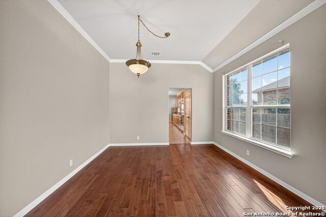 Image 11 of 39 For 1018 Peg Oak