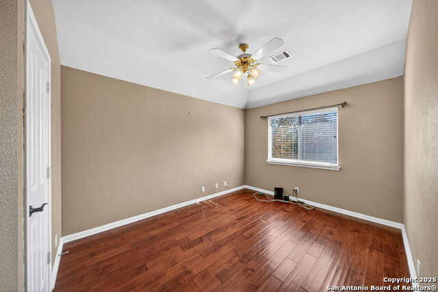 Image 28 of 39 For 1018 Peg Oak