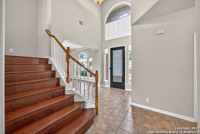 Image 4 of 39 For 1018 Peg Oak