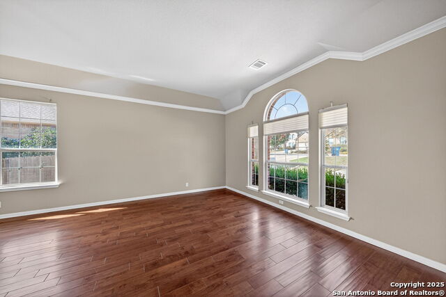 Image 7 of 39 For 1018 Peg Oak