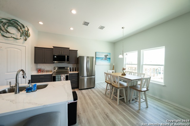 Image 10 of 32 For 104 Wakatobi