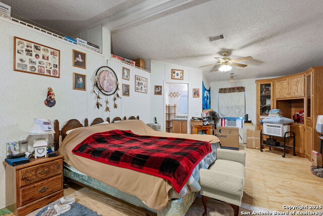 Image 13 of 33 For 300 County Road 307