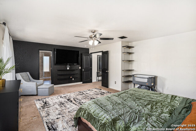 Listing photo id 17 for 1307 Alaskan Wolf