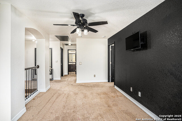 Listing photo id 28 for 1307 Alaskan Wolf