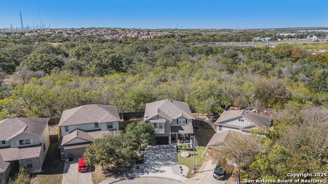 Listing photo id 40 for 1307 Alaskan Wolf