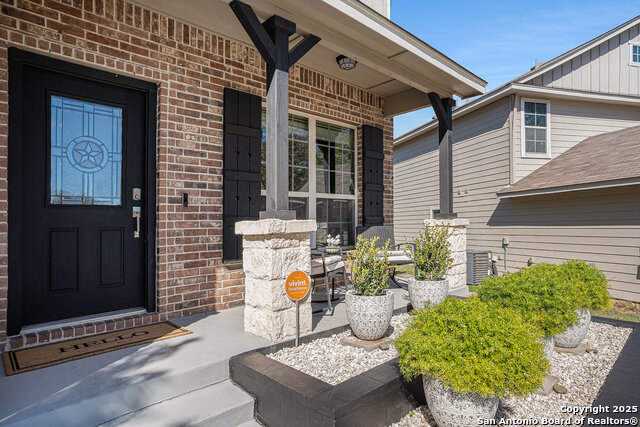 Listing photo id 45 for 1307 Alaskan Wolf