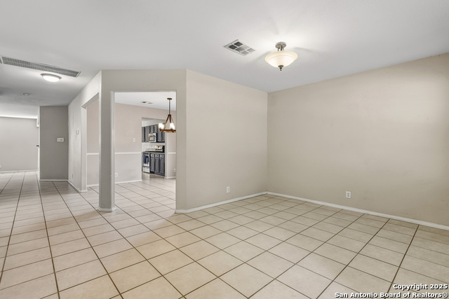 Image 2 of 20 For 7915 Cerezo  