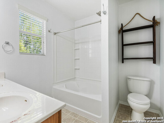 Listing photo id 12 for 12226 Autumn Cherry