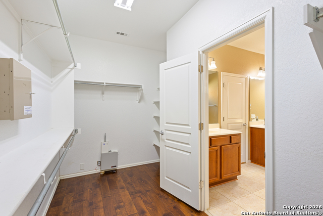 Listing photo id 26 for 11826 Elijah Stapp