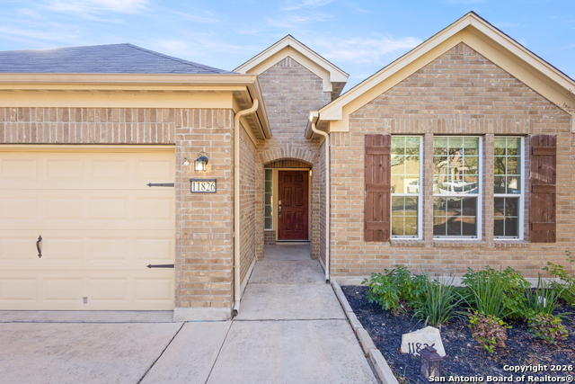 Listing photo id 2 for 11826 Elijah Stapp