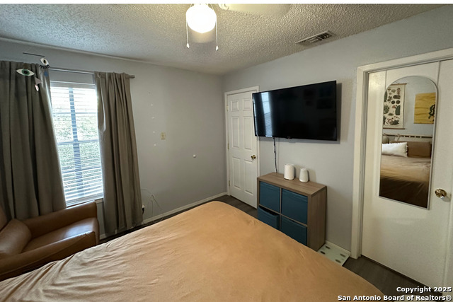 Image 18 of 20 For 10527 Perrin Beitel  B204