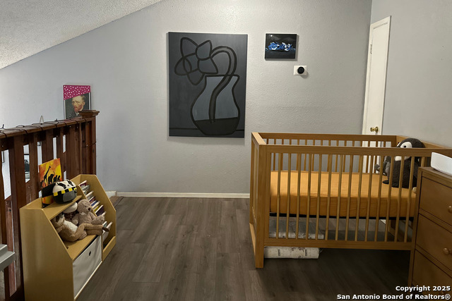 Image 8 of 20 For 10527 Perrin Beitel  B204