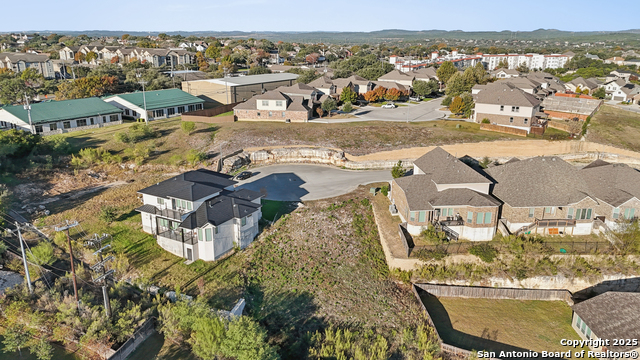 Listing photo id 8 for 21910 Big Bend