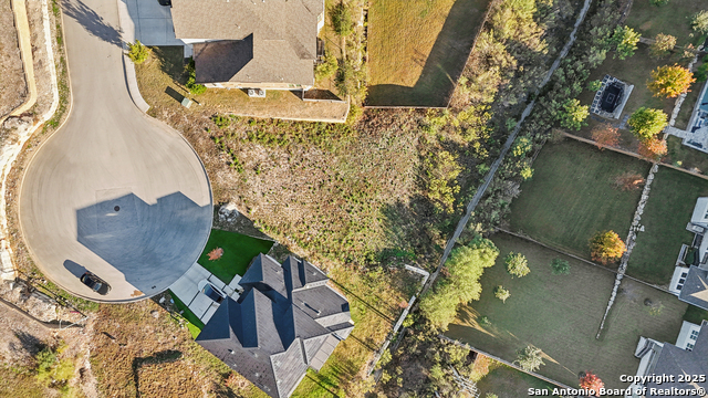 Listing photo id 5 for 21910 Big Bend