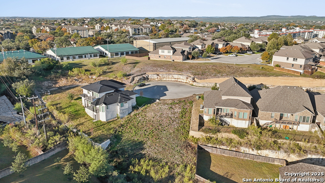 Listing photo id 7 for 21910 Big Bend