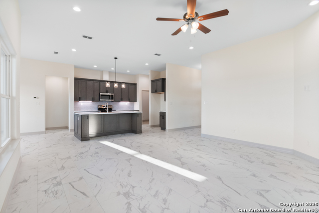 Listing photo id 12 for 59 Legend Hills Rd