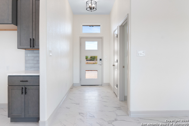 Listing photo id 3 for 59 Legend Hills Rd