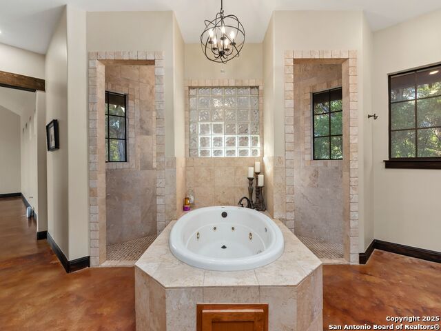 Listing photo id 18 for 16168 Revello Drive