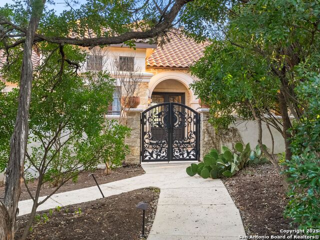 Listing photo id 1 for 16168 Revello Drive