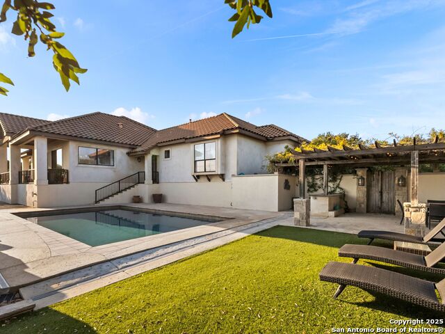 Listing photo id 38 for 16168 Revello Drive