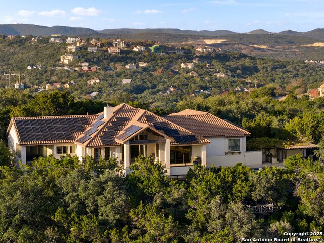 Listing photo id 46 for 16168 Revello Drive