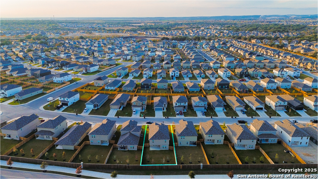 Image 26 of 28 For 13956 San Saba Falls