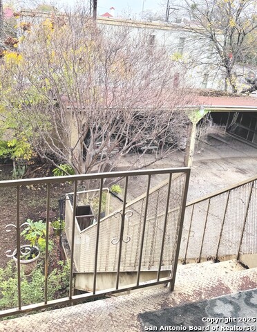 Image 16 of 16 For 409 Lynwood W 4