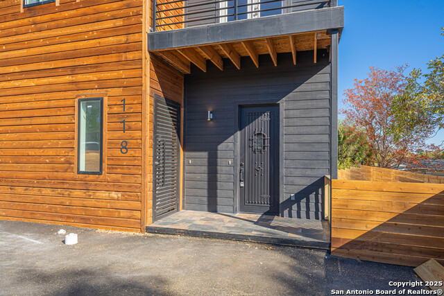 Image 2 of 48 For 118 Clark Ave