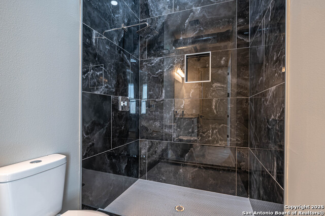 Image 22 of 48 For 118 Clark Ave