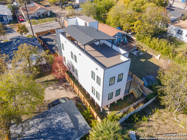 Image 37 of 48 For 118 Clark Ave