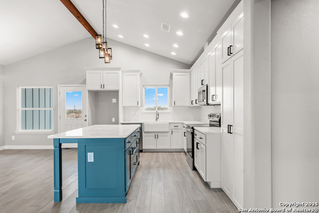 Listing photo id 10 for 59 Greystone Hills