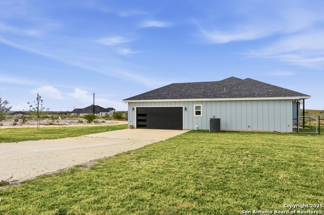 Listing photo id 25 for 59 Greystone Hills