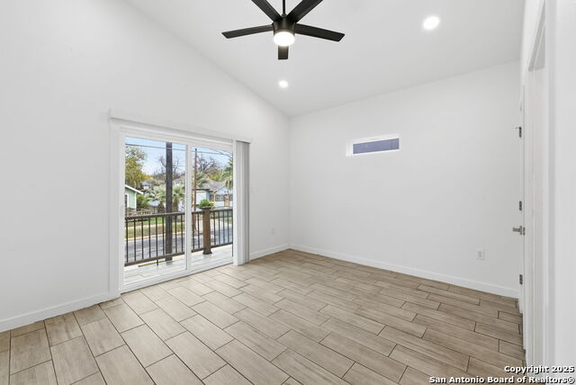 Image 17 of 24 For 212 Cooper St