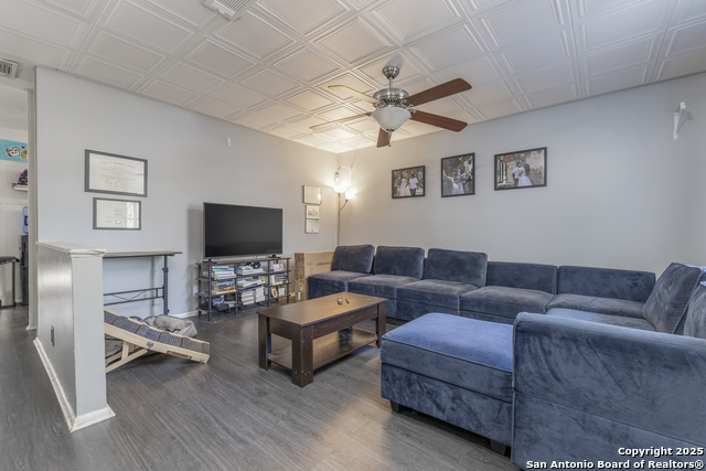 Image 13 of 17 For 3411 Vinecrest