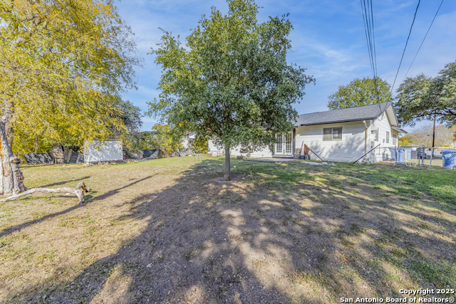 Image 3 of 17 For 3411 Vinecrest