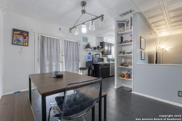 Image 7 of 17 For 3411 Vinecrest