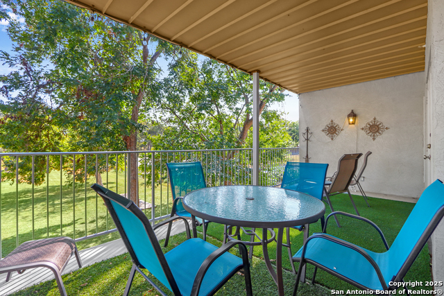 Image 22 of 27 For 730 Mather E # 101