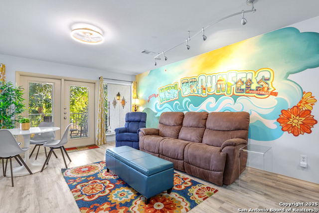 Image 7 of 27 For 730 Mather E # 101