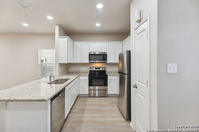 Image 10 of 20 For 7356 Misty Ridge 13