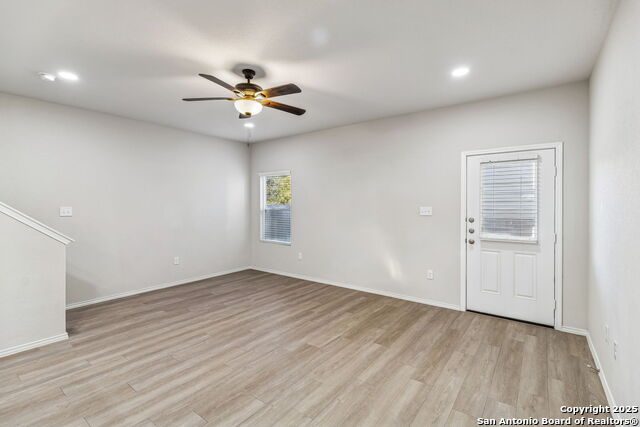 Image 8 of 19 For 7356 Misty Ridge 14